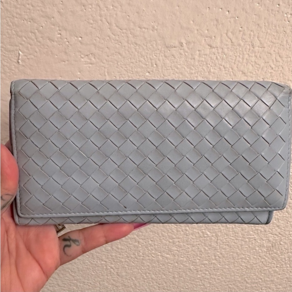 Bottega Venetta Intrecciato Long Bifold Wallet Special Baby Blue (Unisex)